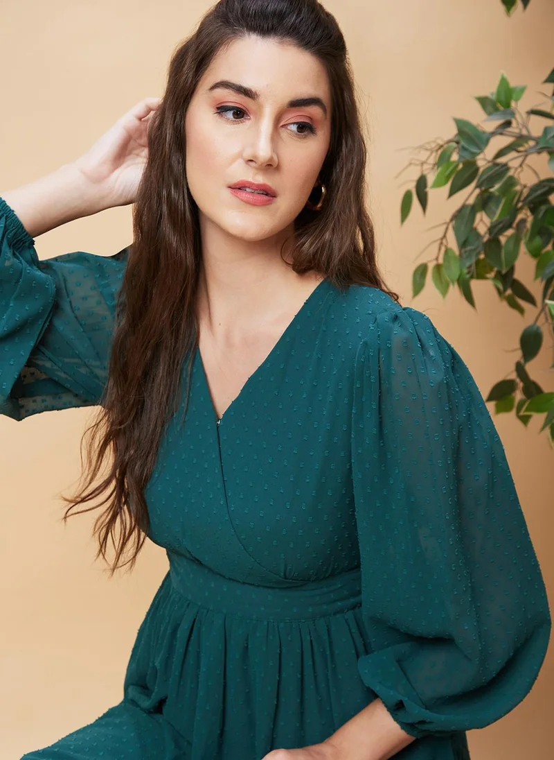 globus Globus Women Green Self Design Puff Sleeve Gathered Fit & Flared Dress